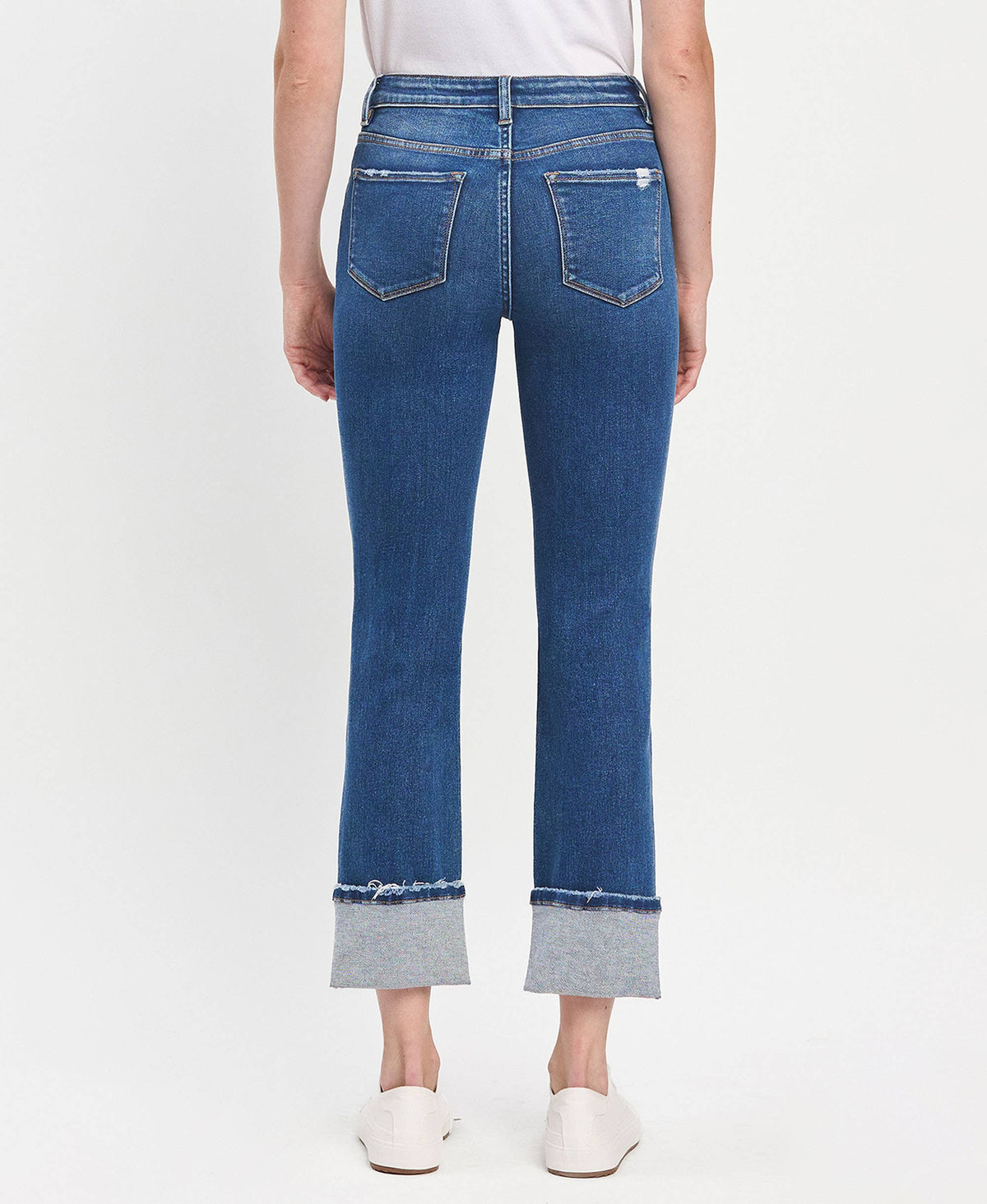 HIGH RISE CUFFED SLIM STRAIGHT JEANS T6590