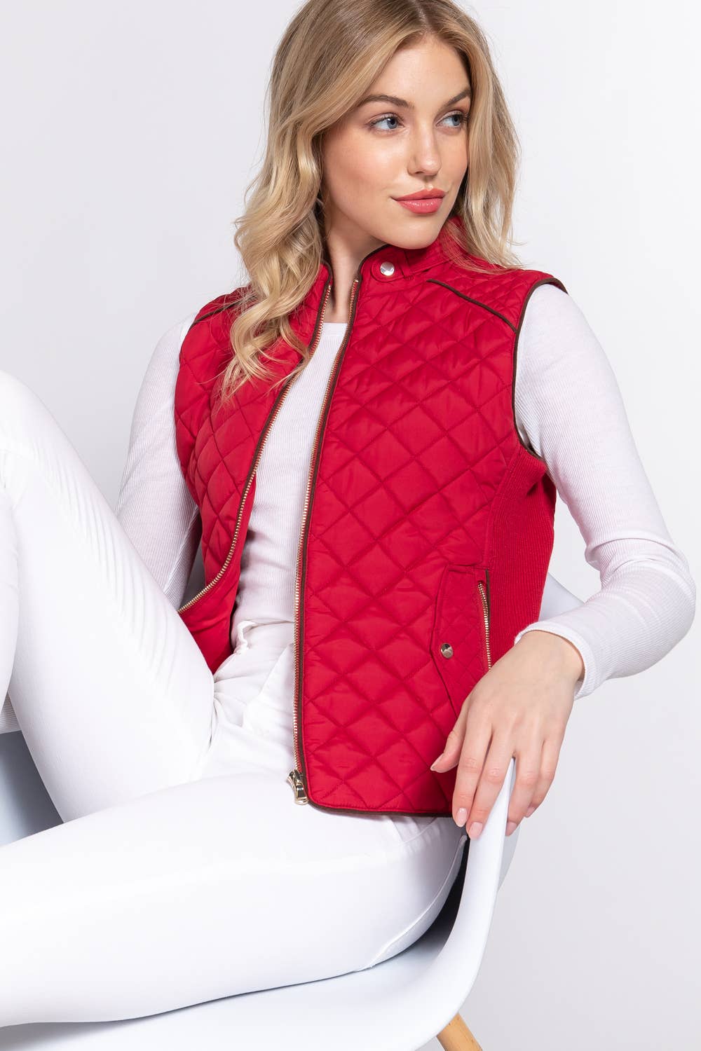 SUEDE PIPING QUILTED PADDING VEST