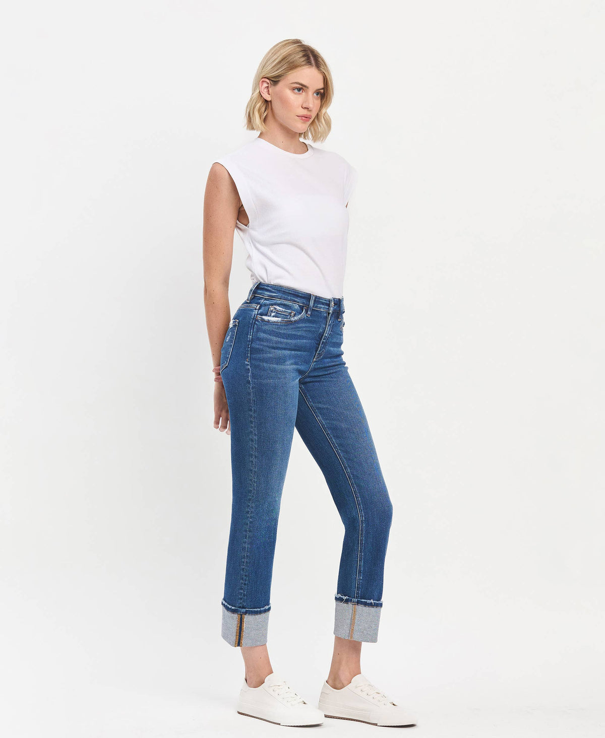 HIGH RISE CUFFED SLIM STRAIGHT JEANS T6590