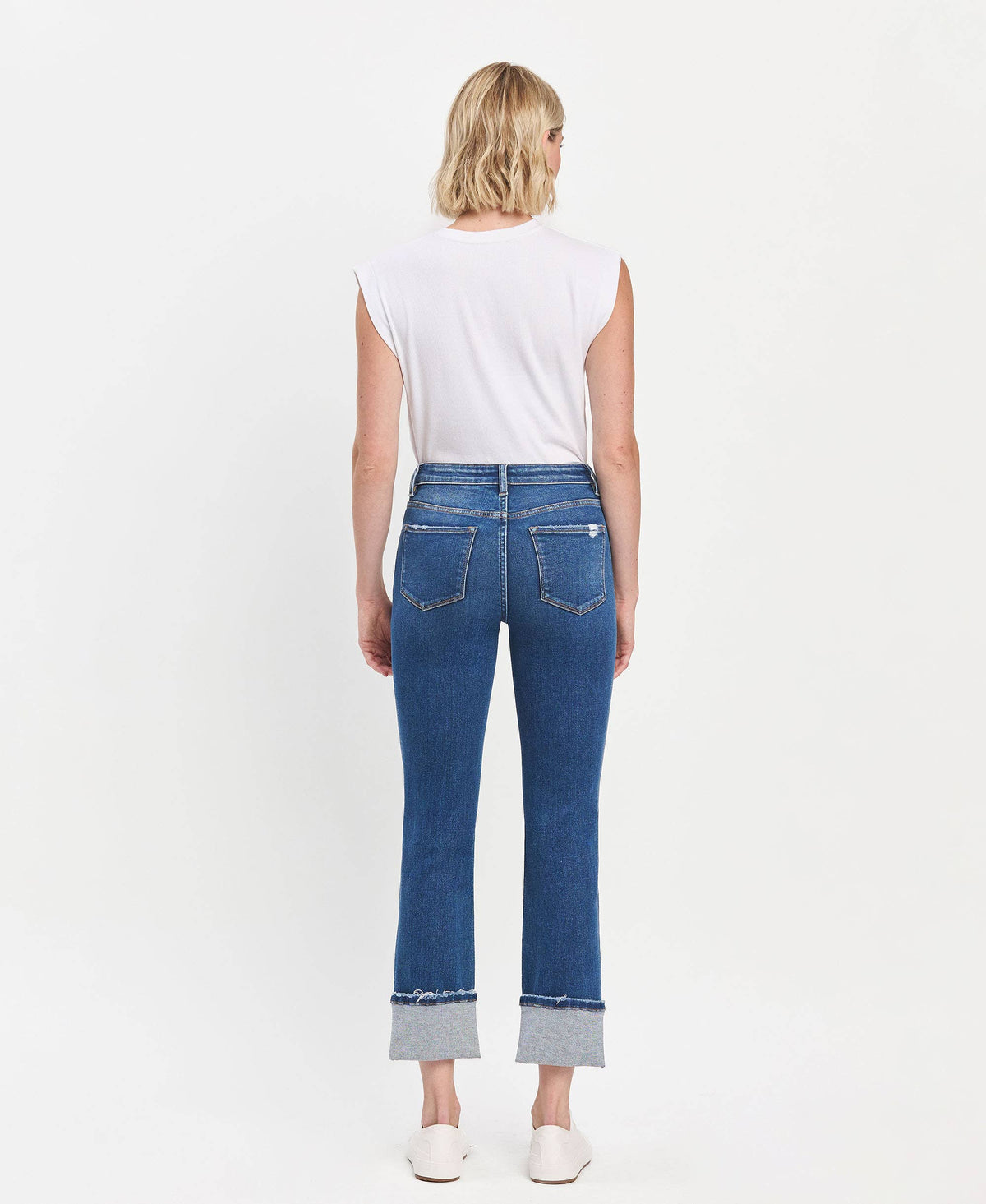 HIGH RISE CUFFED SLIM STRAIGHT JEANS T6590