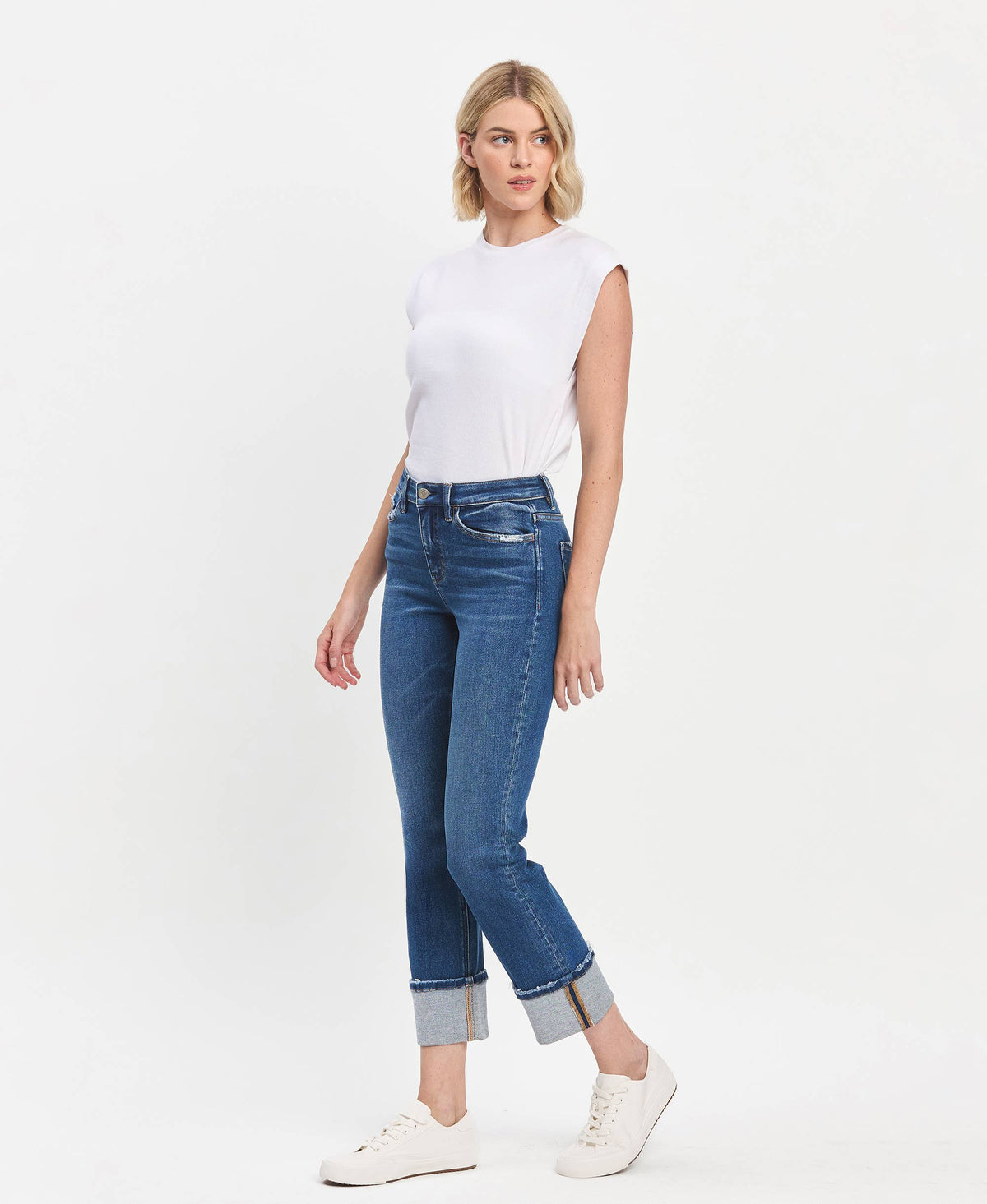 HIGH RISE CUFFED SLIM STRAIGHT JEANS T6590