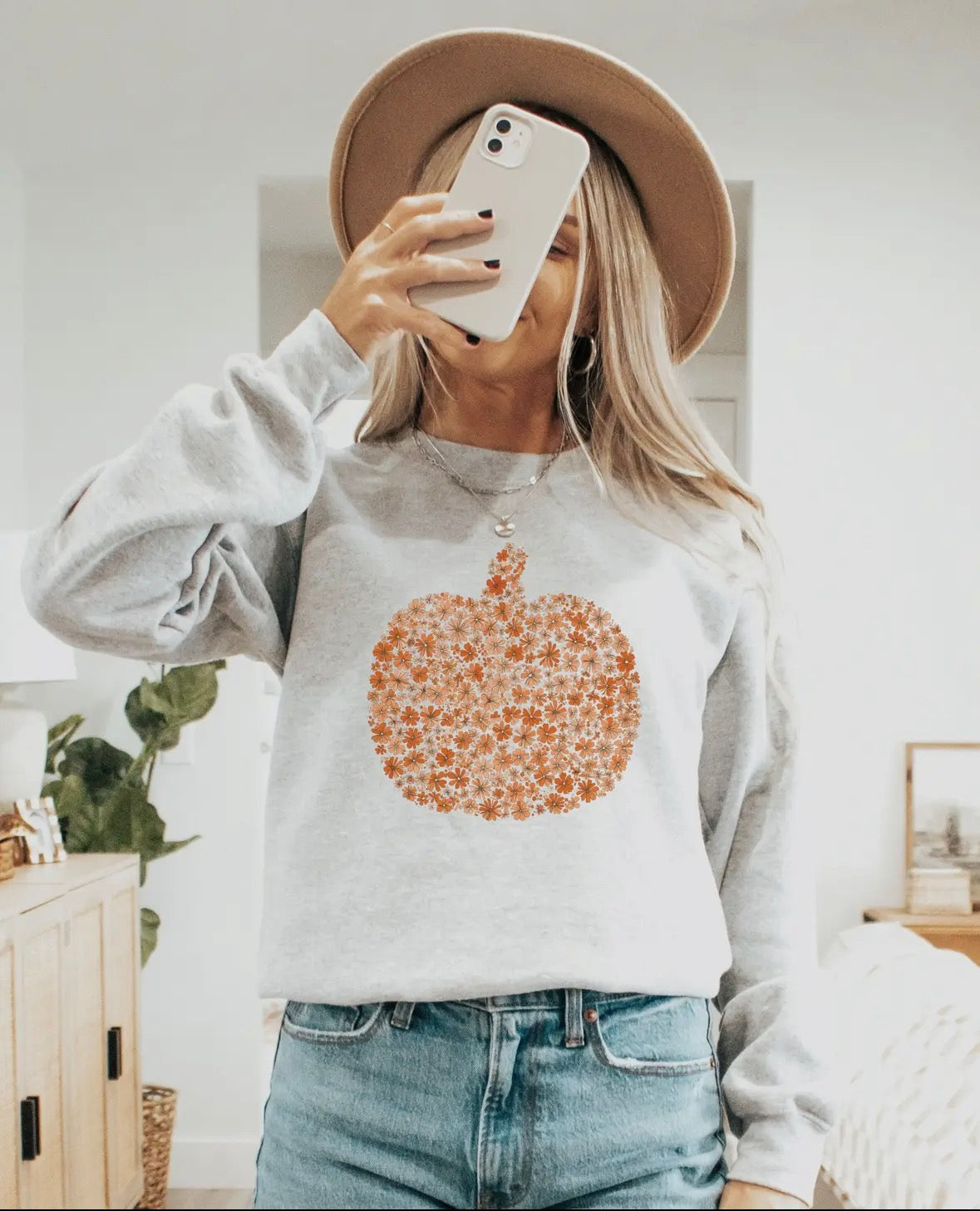 Retro Floral Pumkin Crewneck