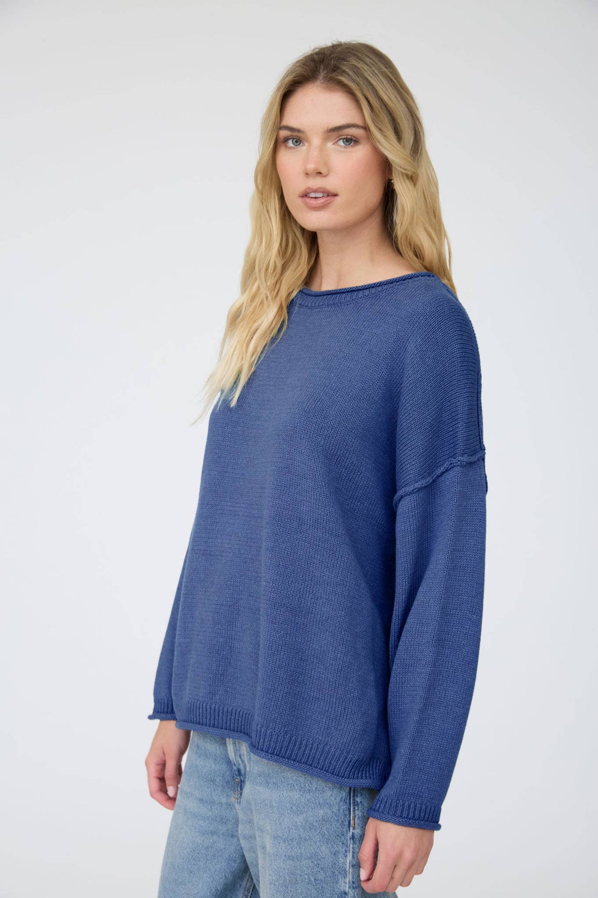 RAW EDGE EXTENDED SHOULDER LONG SLEEVE SWEATER